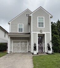 Building Photo - 1080 Blythe St
