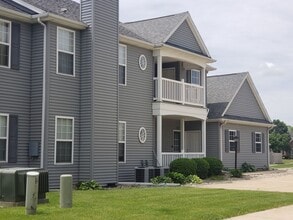 Building Photo - 3030 E Stillwater Landing