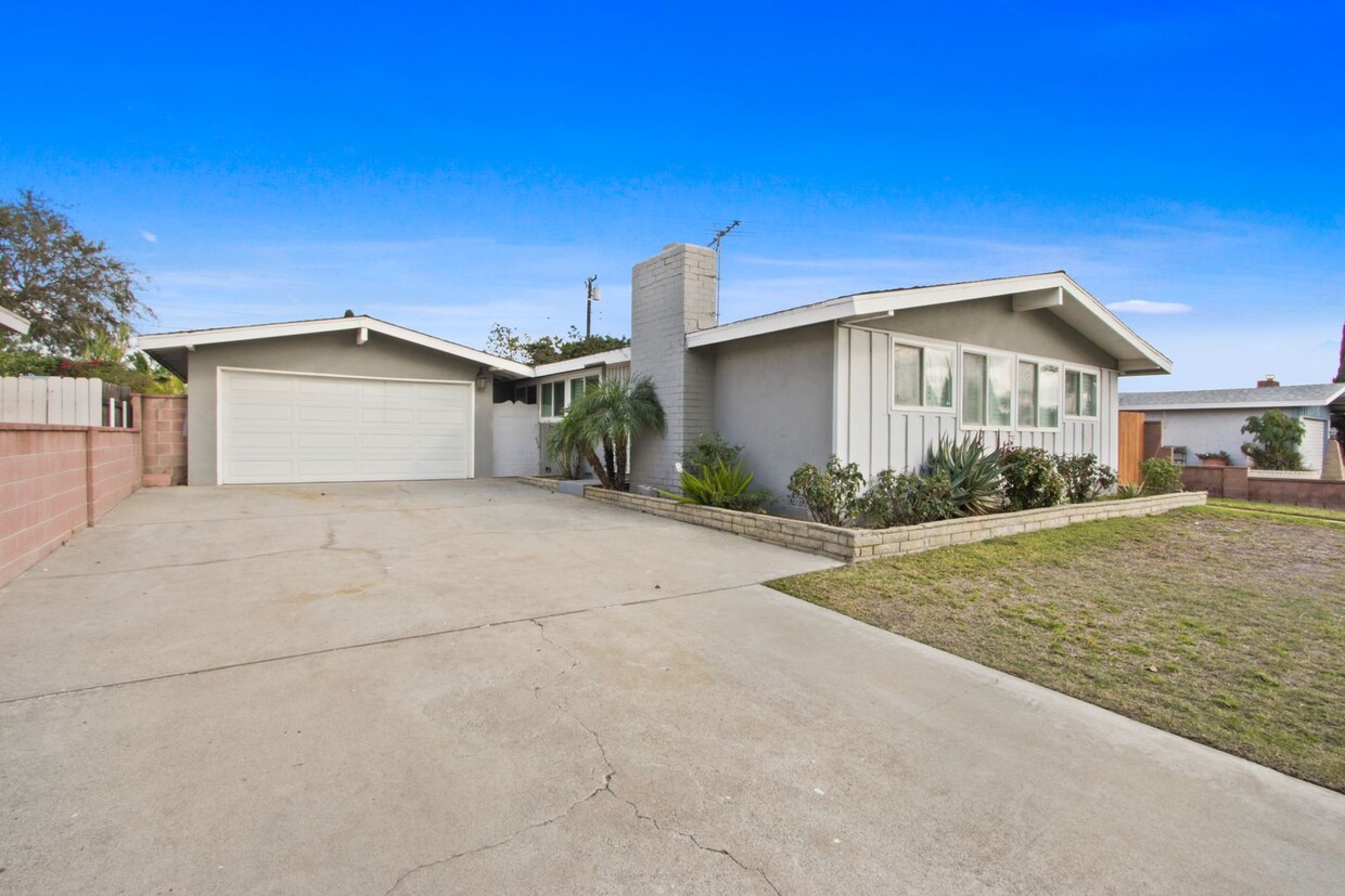 Primary Photo - 15341 San Ardo Dr