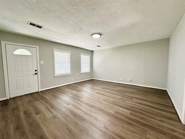 Foto del edificio - 3723 Cosby St