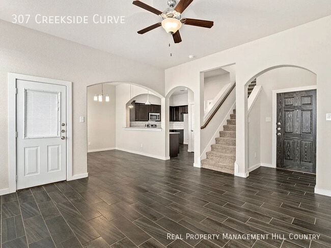 Building Photo - 307 Creekside Curve