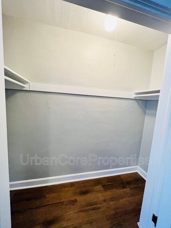 Foto del edificio - 360 13th Ave NE