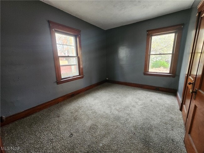 Building Photo - 11321 Parkview Ave