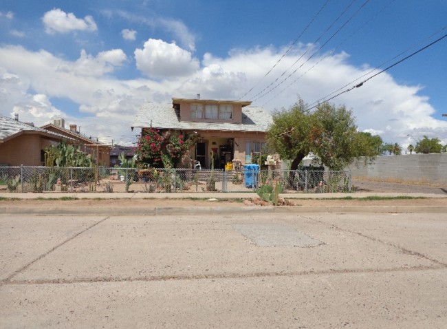 Building Photo - 712-718 W Fillmore St
