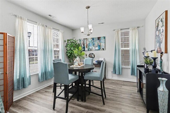 Foto del edificio - 326 Sedium Ln