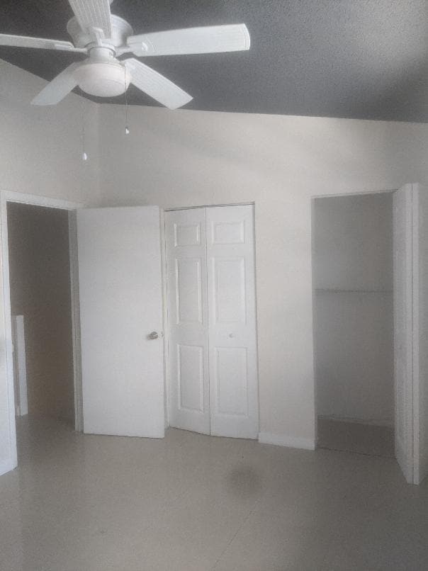 Building Photo - 8325 Fairway Rd