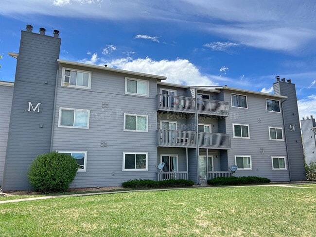 Photo - 8100 W Quincy Ave Apartment