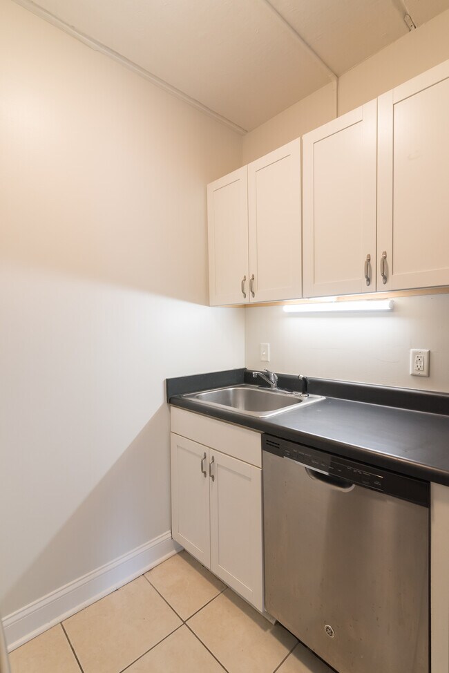 Foto del edificio - 830 E Park Ave