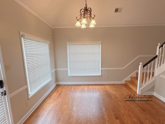 Foto del edificio - 1286 Creek Valley Dr