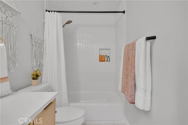 Foto del edificio - 6679 Linda Vista Rd