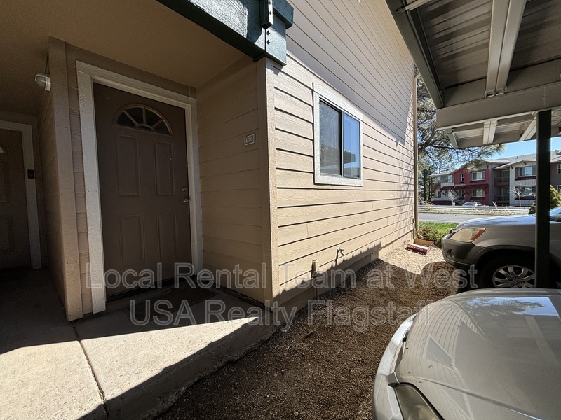 Primary Photo - 3200 S Litzler Dr