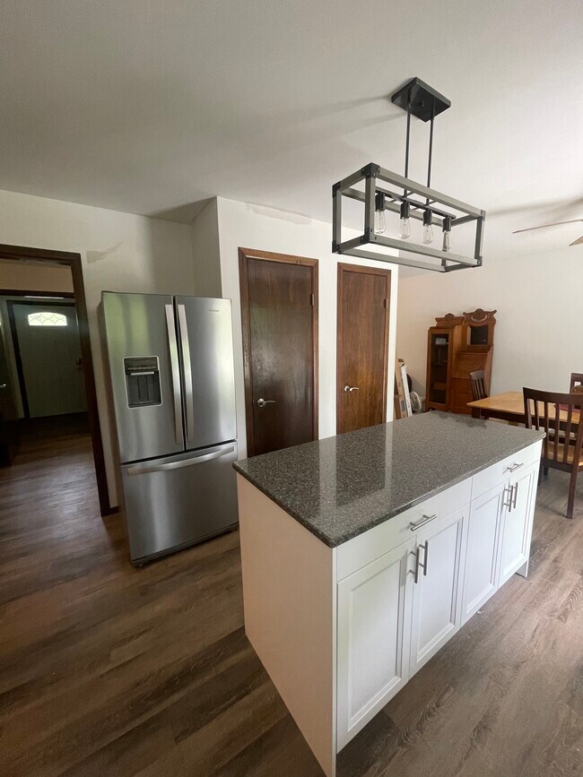 Foto del edificio - 7110 Park Shores Ct