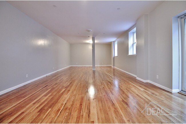 Foto del edificio - 45 South 5th Street #3R