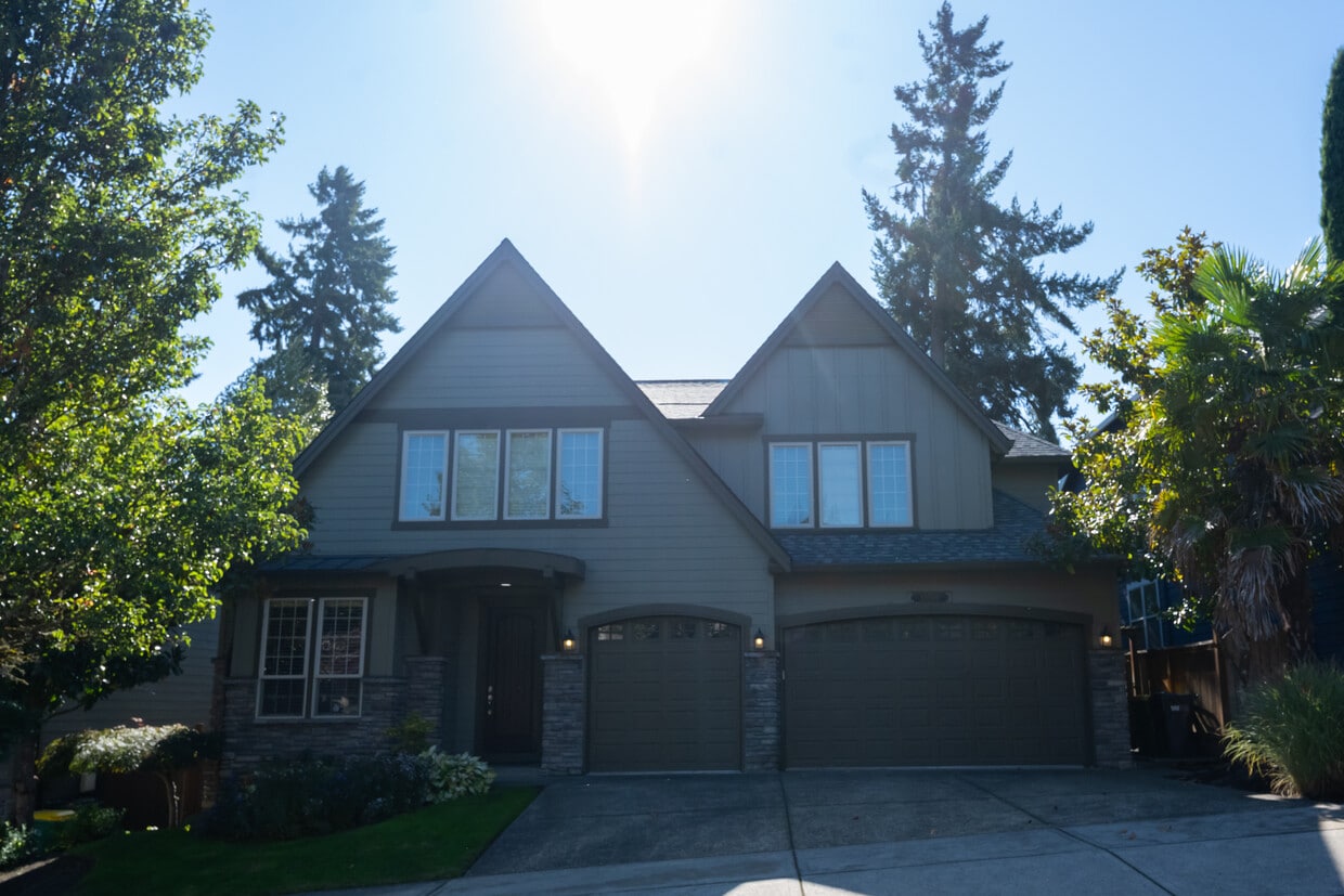 Foto principal - 15550 SW Cynthia Ln