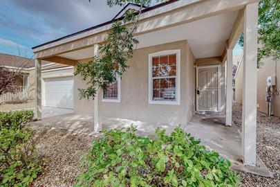 Foto del edificio - 10728 Hatch Dr NW