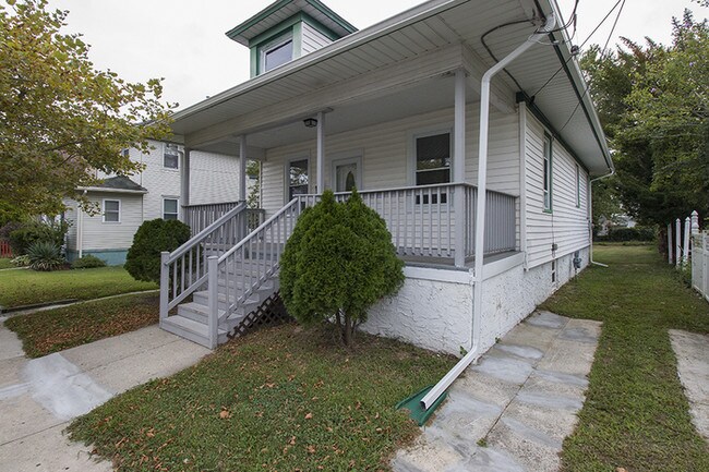 Building Photo - 19 W Glendale Ave