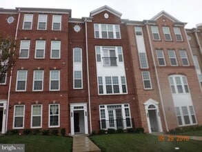 Building Photo - 42769 Keiller Terrace