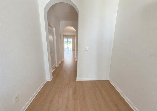 Building Photo - 8653 Palmer Park Cir