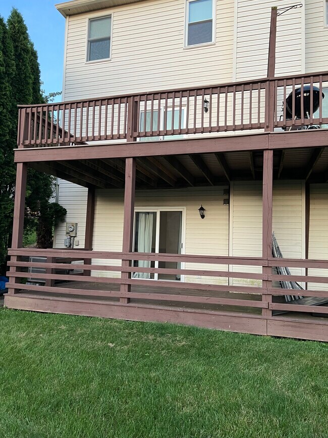 Building Photo - 2077G Raleigh Rd