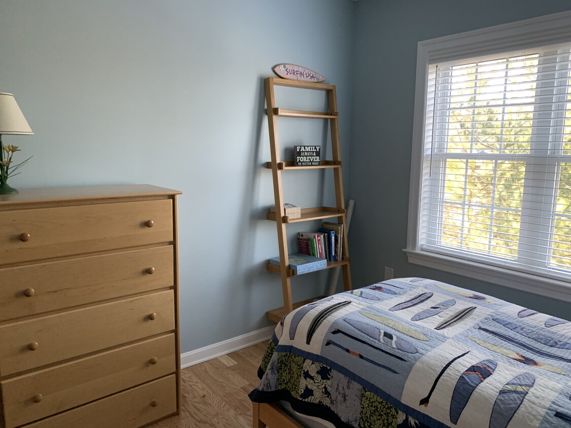 Foto principal - 200 Chickering Rd