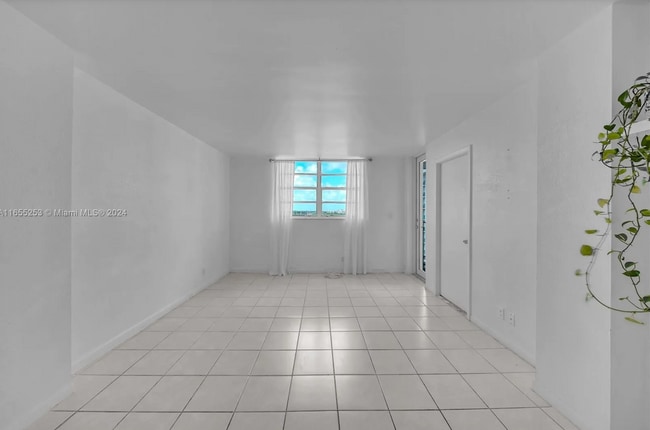 Building Photo - 2903 NE 163rd St