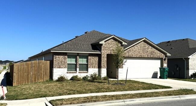 Foto del edificio - 1201 Lindsey Dr