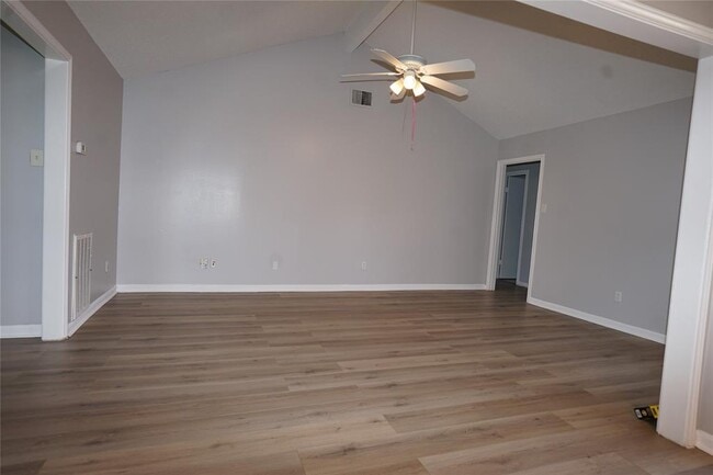 Building Photo - 3130 Windmill St
