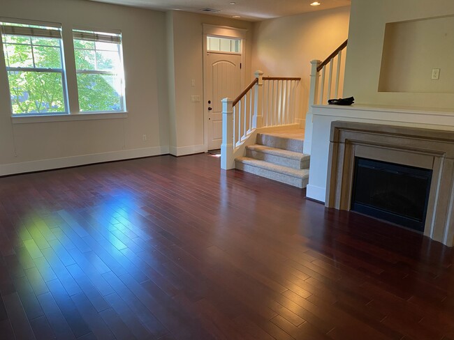 Great Room - 678 SW Rustica Ter