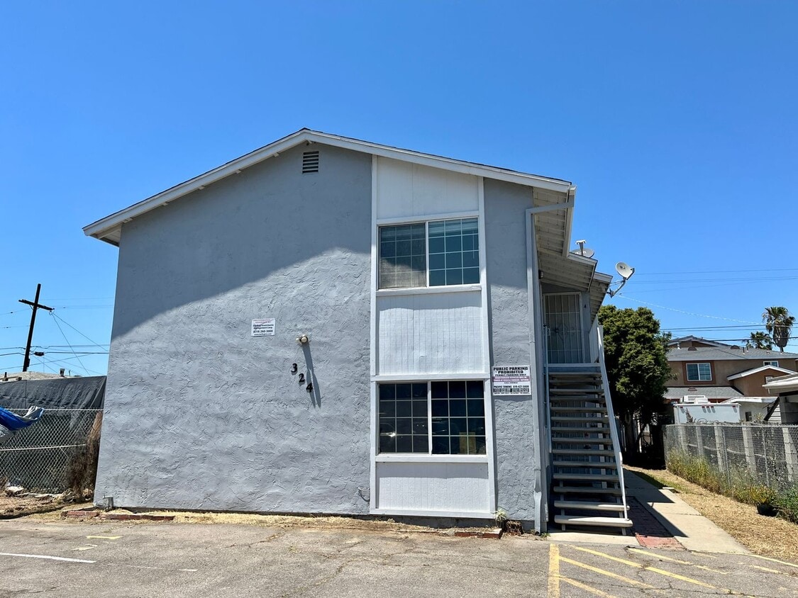 Primary Photo - 1 Bedroom in West Chula Vista **Move In Sp...