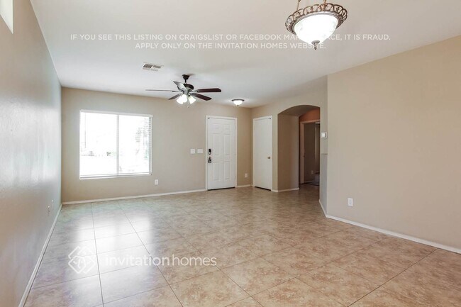 Foto del edificio - 39216 Kelly Cir