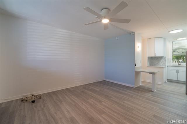 Building Photo - 3810 Leahi Ave