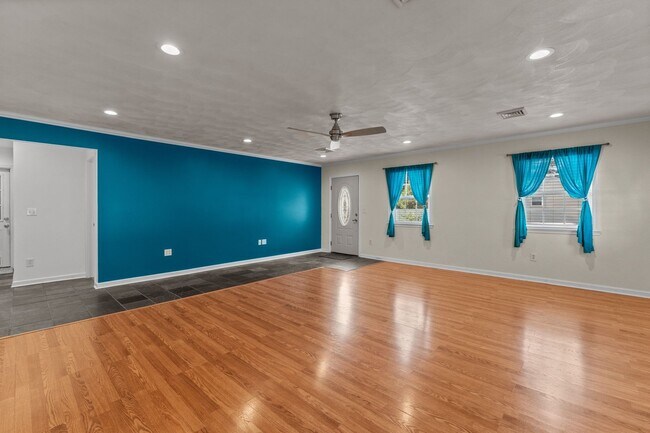 Foto del edificio - Discover your perfect home in Virginia Beach!