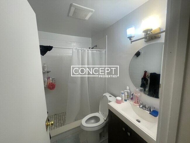 Foto del edificio - 774 Columbus Ave