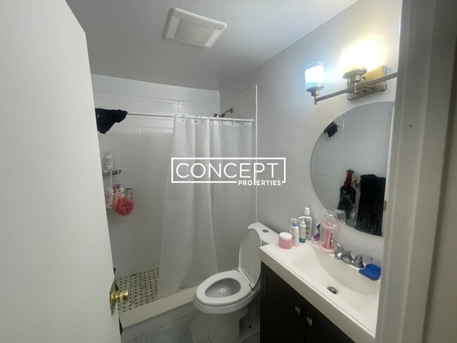 Building Photo - 774 Columbus Ave