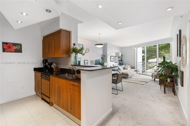 Building Photo - 335 S Biscayne Blvd