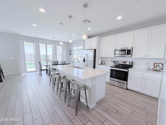 Foto del edificio - 21620 S 225th Way