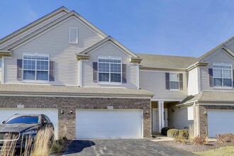 Building Photo - 23927 McMullin Cir