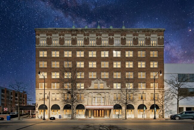 Foto del edificio - The Residences at the Prince Charles