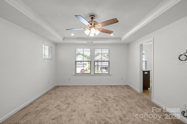 Building Photo - 14028 Penbury Ln