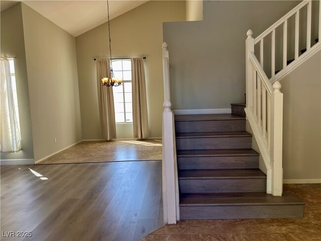 Building Photo - 1635 White Dr