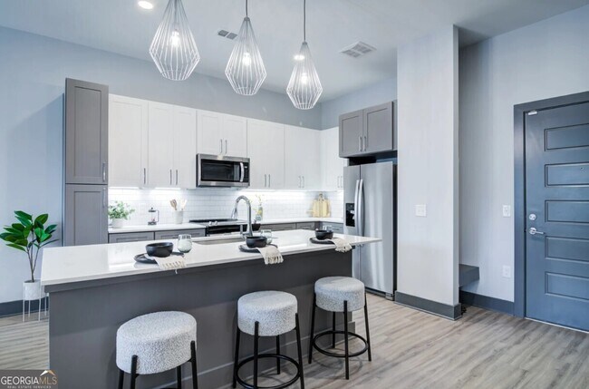 Foto del edificio - 1100 Industrial Blvd