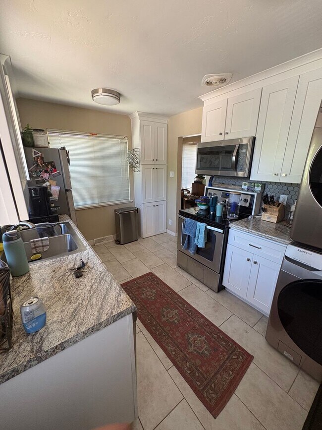 Photo - Updated 2BD Duplex | Edgewater Location Townhome