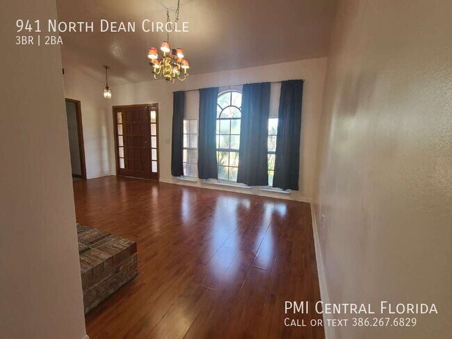 Building Photo - 941 N Dean Cir