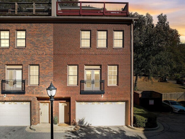 Building Photo - Rare Opportunity: Spacious 4-Story Brownst...