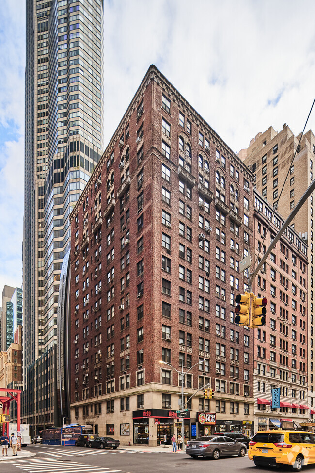 Building Photo - Carnegie Plaza