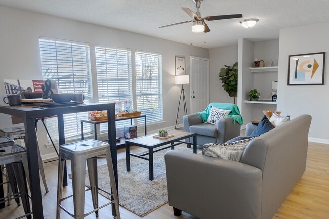 Foto del edificio - The Block Townhomes