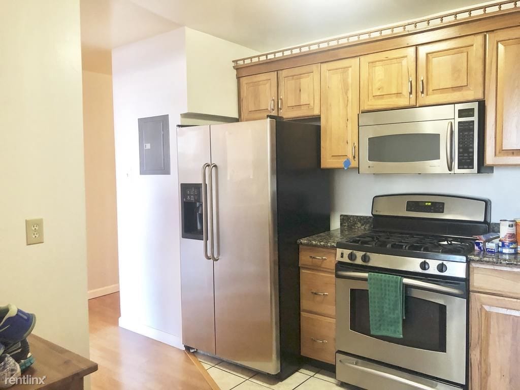 Primary Photo - 814 11th St NE