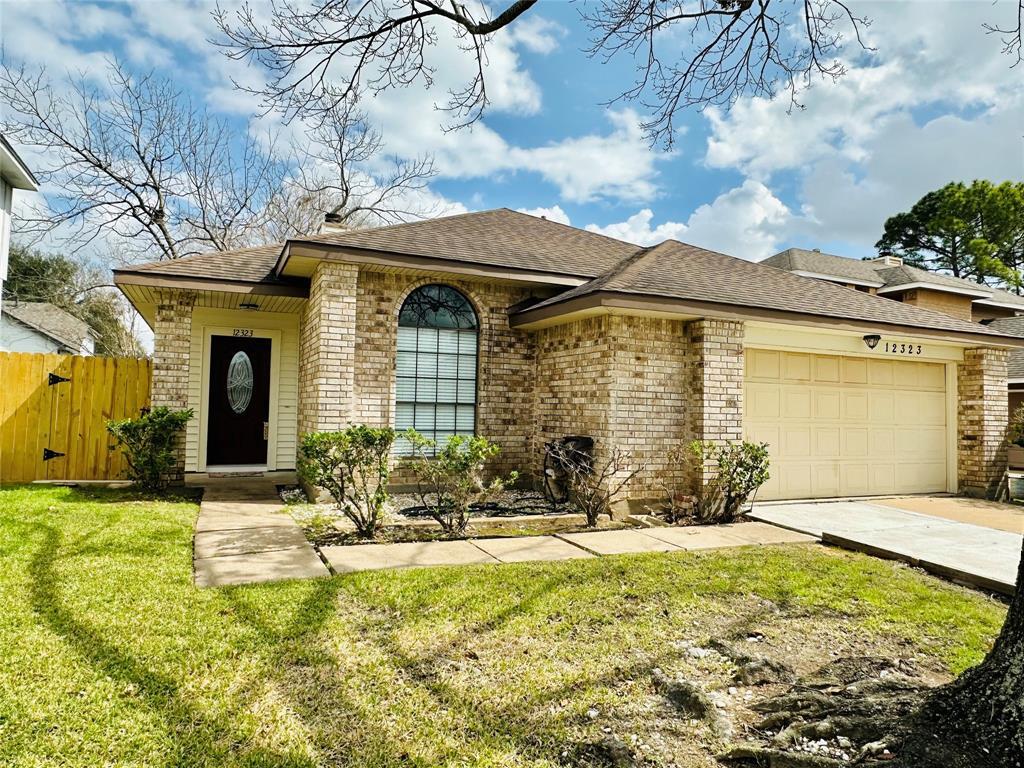 Foto principal - 12323 Meadow Gate Dr