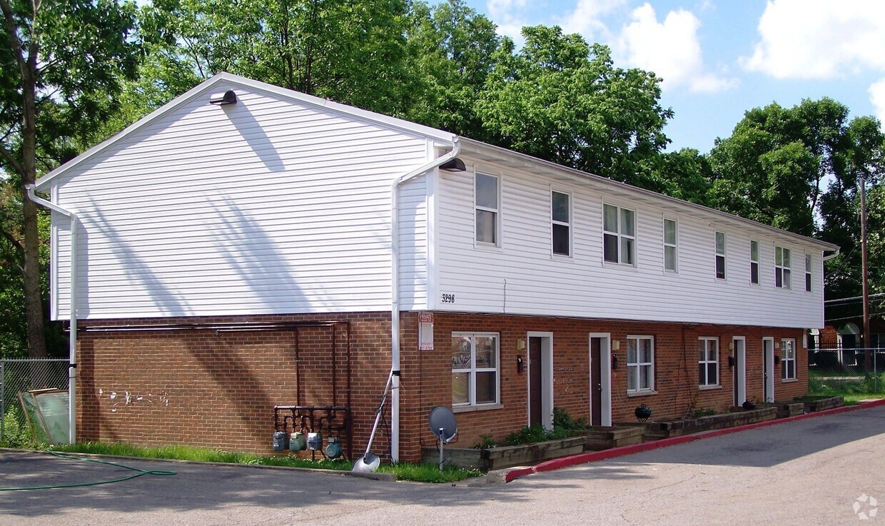 3298 E Fifth Ave, Columbus, OH 43219 Apartments in Columbus, OH