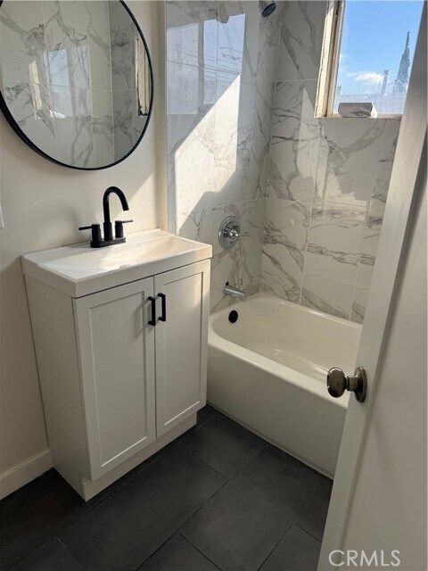 Foto del edificio - 3623 S Sepulveda Blvd